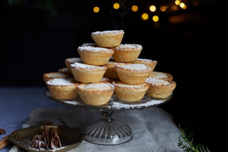 Cover Image for Christmas has arrived at The Hare