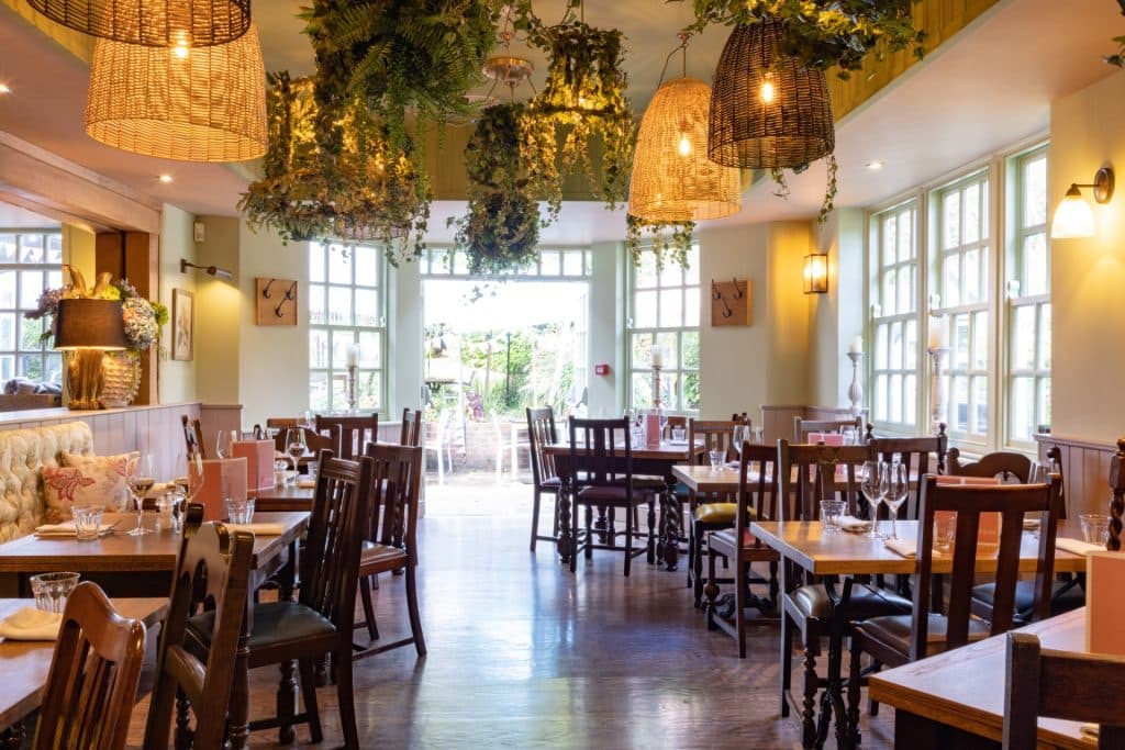 the-hare-old-redding-the-restaurant